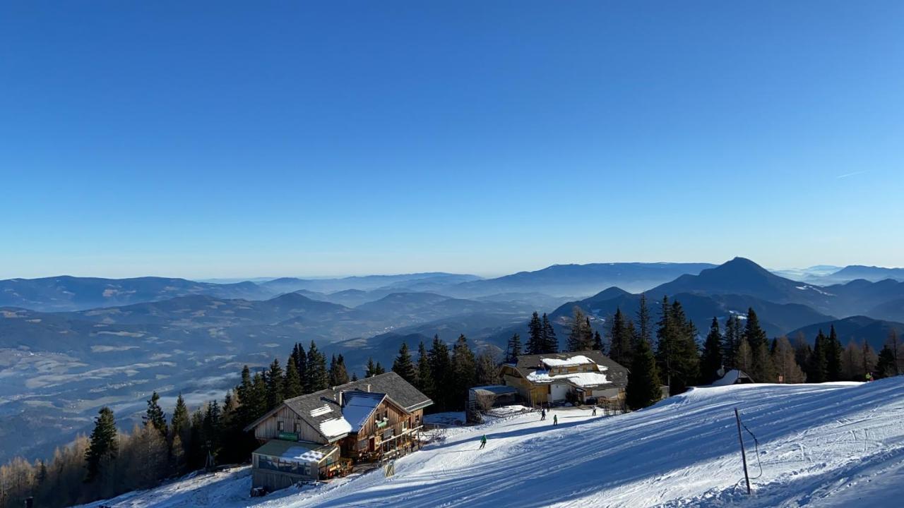 Petzen Cottages - Petzen Chalets Bleiburg Exterior photo